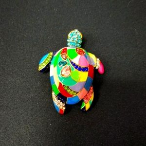 Turtle brooch